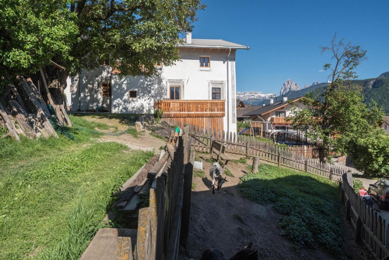 Hatzeshof Heustadel Laion Exteriör bild